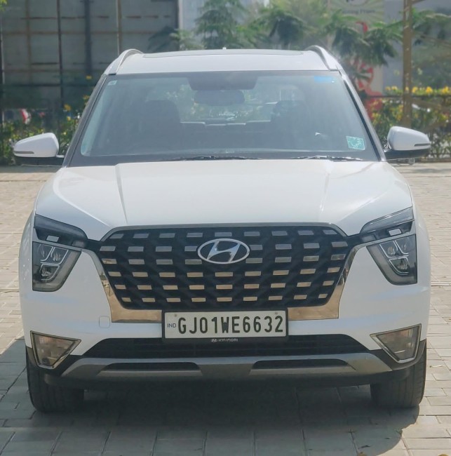 Buy Used Hyundai Alcazar Platinum 7 STR 1.5 Diesel 2022 in Ahmedabad